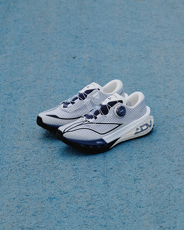 Кроссовки и кеды на осень